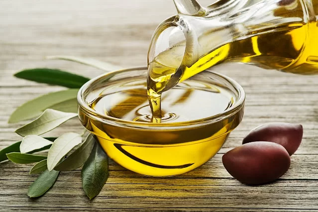glowing skin with the help of kitchen ingredients