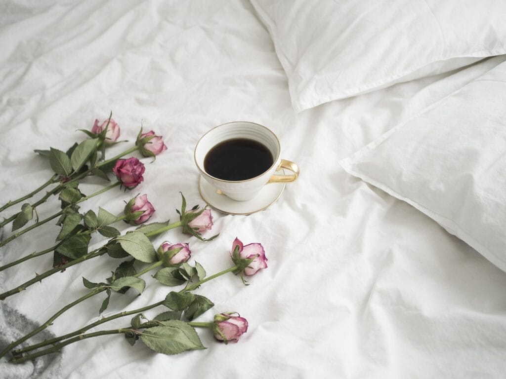 roses, coffee, petal of a rose-2676639.jpg